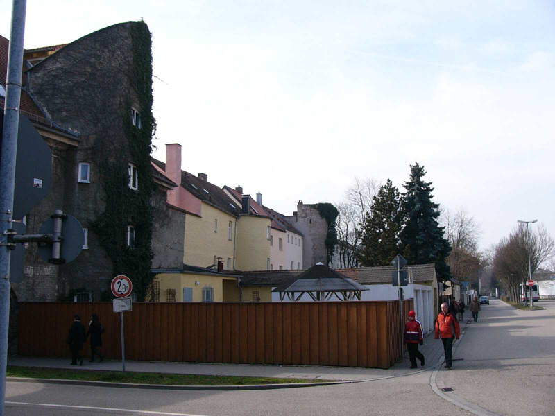 Stadtmauerpartie beim Busbahnhof
