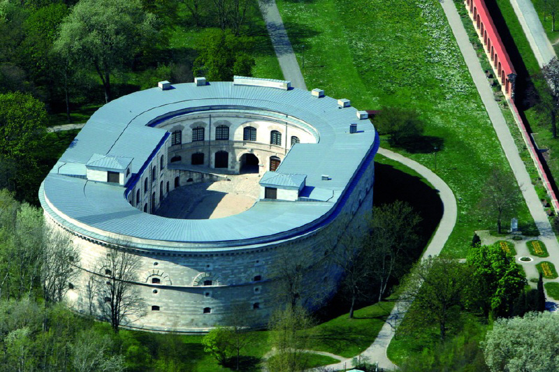 Turm Triva Luftaufnahme